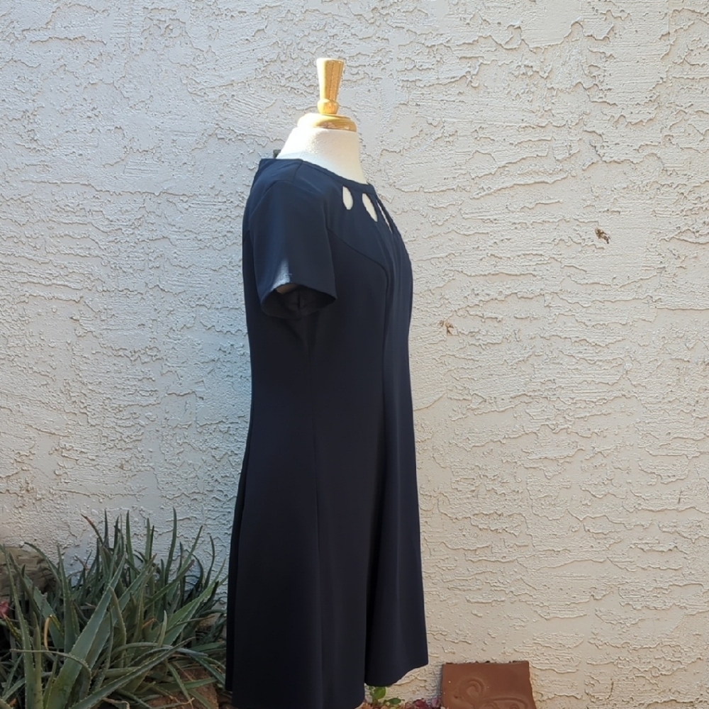 Alyx Navy Mini Dress with Teardrop Cutout Neckline - Picture 5 of 5